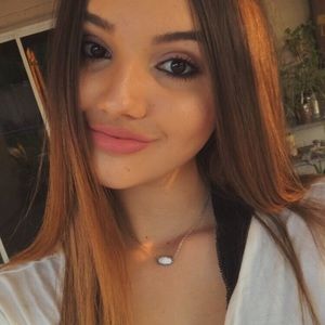 Meet your Posher, Andrra